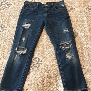 Distressed Pacsun boyfriend fit jeans